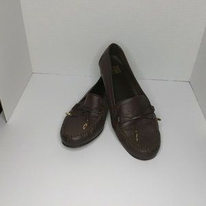 Mootsies Tootsies brown loafer size 11